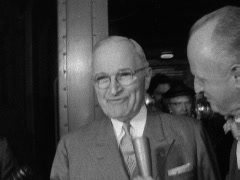 FMN_1957-06-05_130-574_FMN-16mm-00690_021_TrumanArrivesPennSt_BROLL_HD.mov