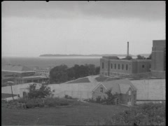 FMN_1941-07-10_044-194_MTA02702-A_WardenLawesRetiresSingSingNy.mov